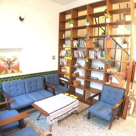 Artfull House Villa Tainan Bagian luar foto