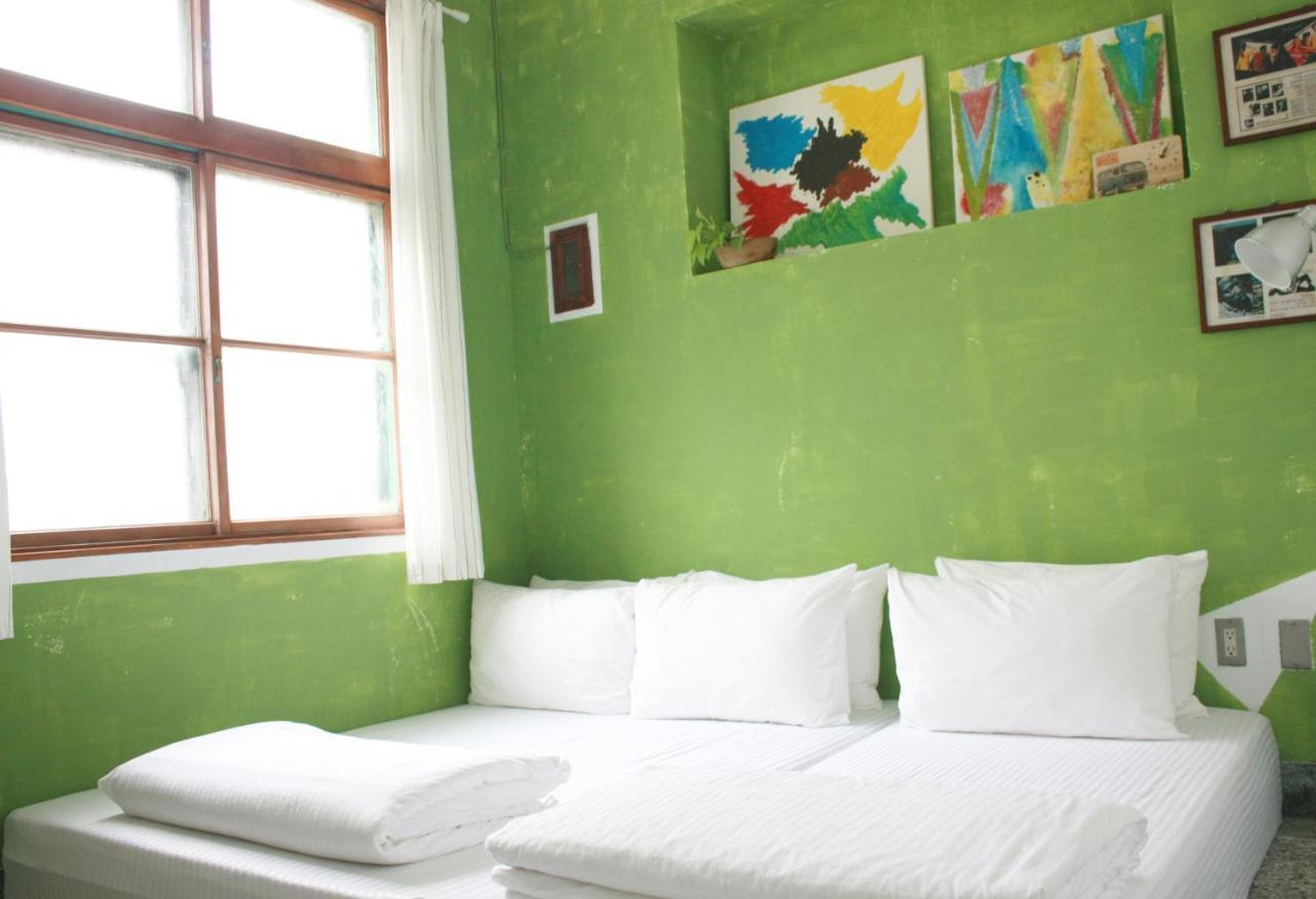 Artfull House Villa Tainan Bagian luar foto